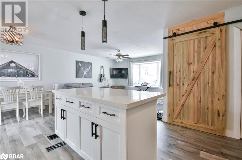 2 Walker Avenue, Orillia, Ontario  L3V 6G7 - Photo 15 - 40683147