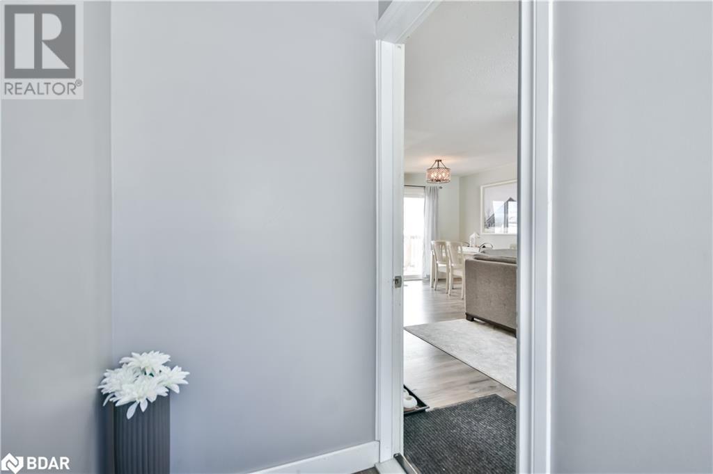 2 Walker Avenue, Orillia, Ontario  L3V 6G7 - Photo 25 - 40683147