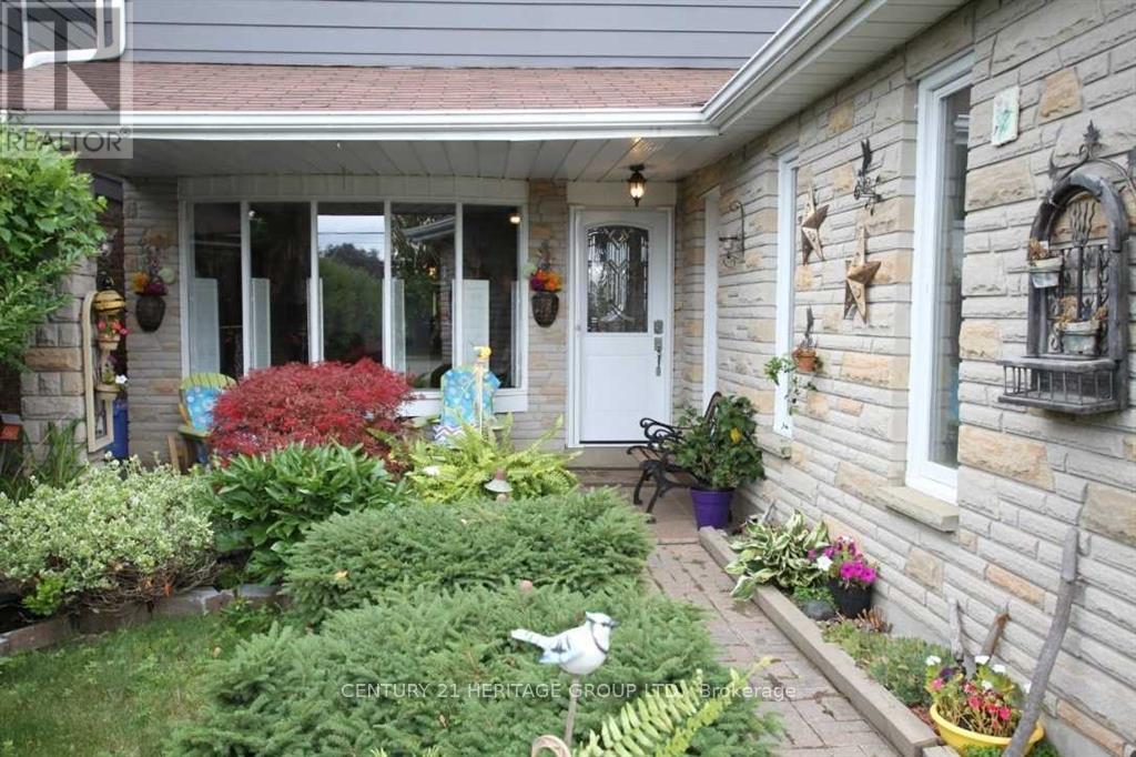 386 Simcoe Road, Bradford West Gwillimbury (Bradford), Ontario  L3Z 1Y9 - Photo 2 - N11895833