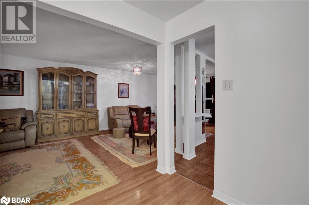 43 Mccarthy Crescent, Angus, Ontario  L3W 0J4 - Photo 9 - 40683375