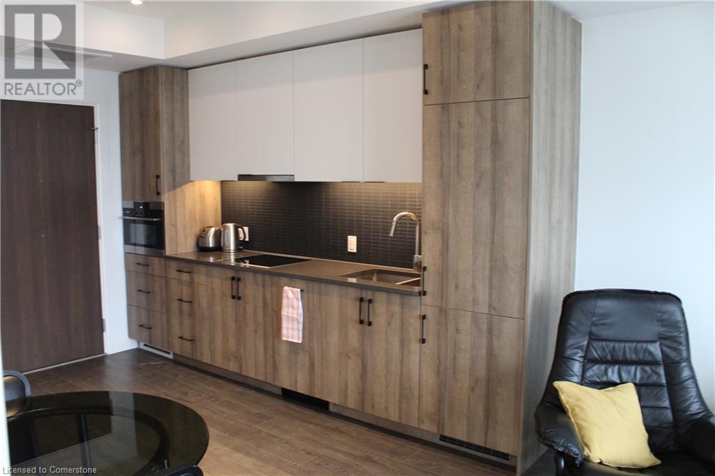 741 King Street W Unit# 701, Kitchener, Ontario  N2G 1E5 - Photo 2 - 40666376