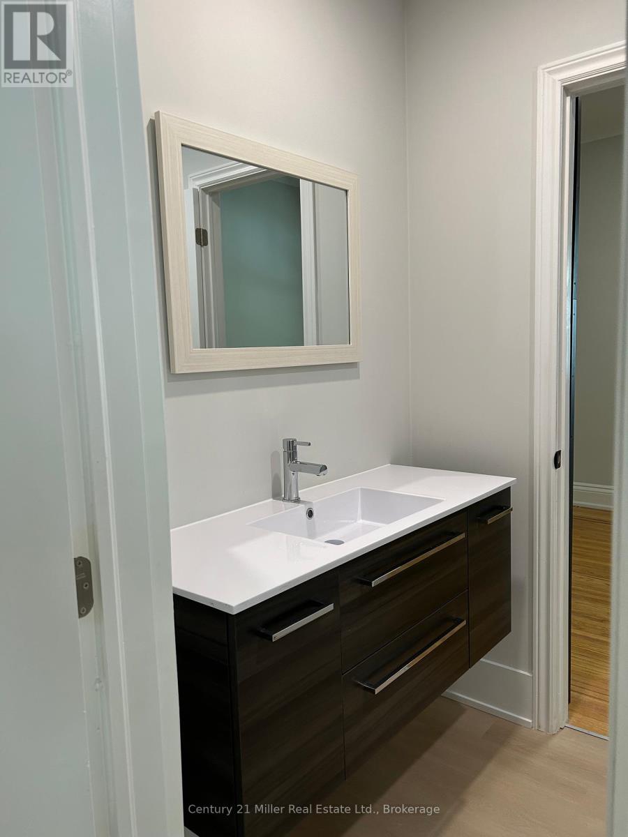 1 - 307 Cumberland AvenueHamilton (Blakeley), Ontario  L8M 2A4 - Photo 10 - X11895860