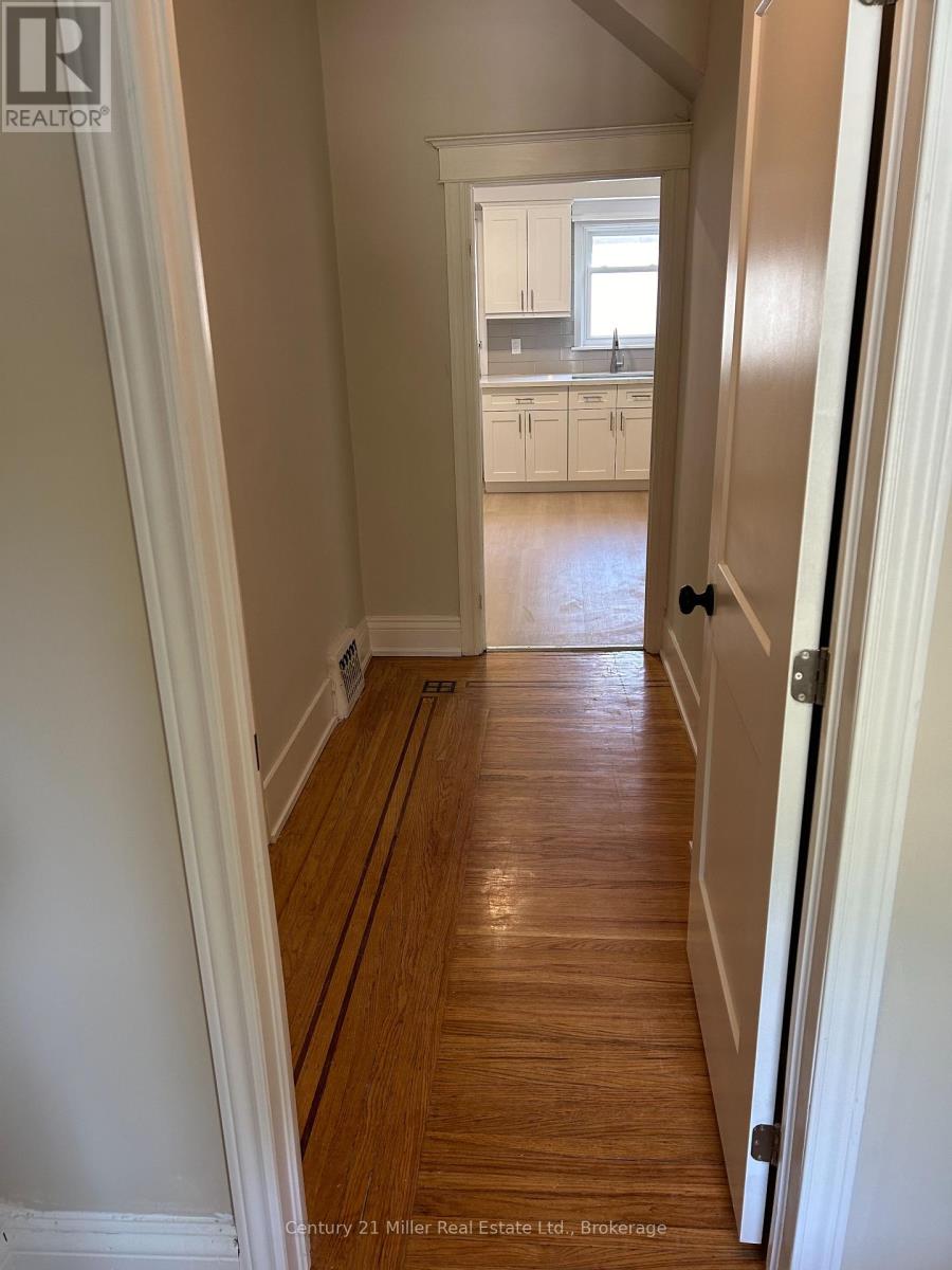 1 - 307 Cumberland AvenueHamilton (Blakeley), Ontario  L8M 2A4 - Photo 2 - X11895860