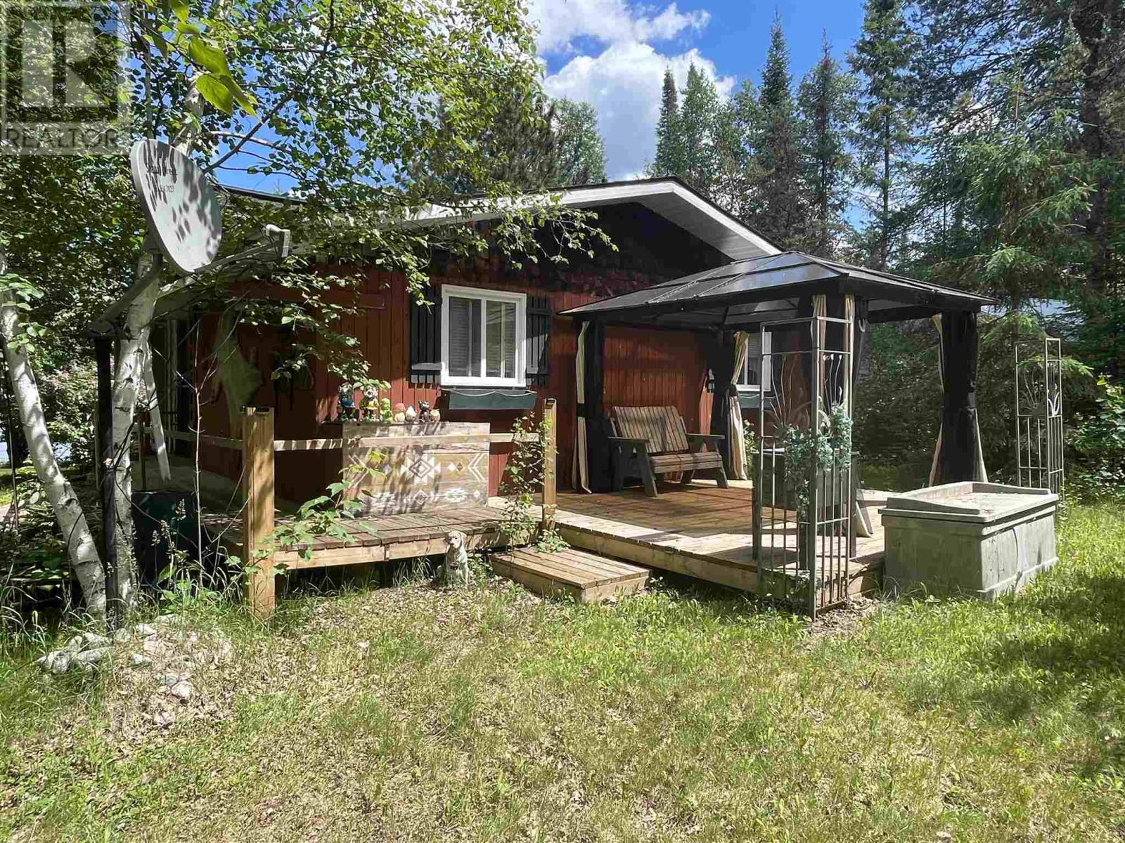 214 West Beach DR, Ignace, Ontario