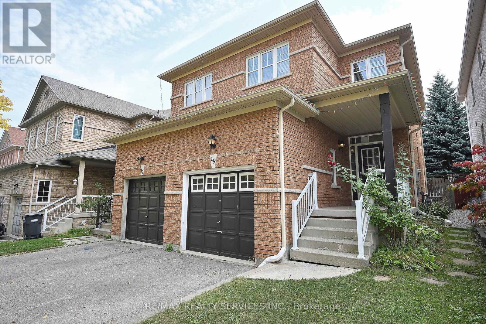 19 Martree CrescentBrampton (Madoc), Ontario  L6V 4R3 - Photo 1 - W11895925