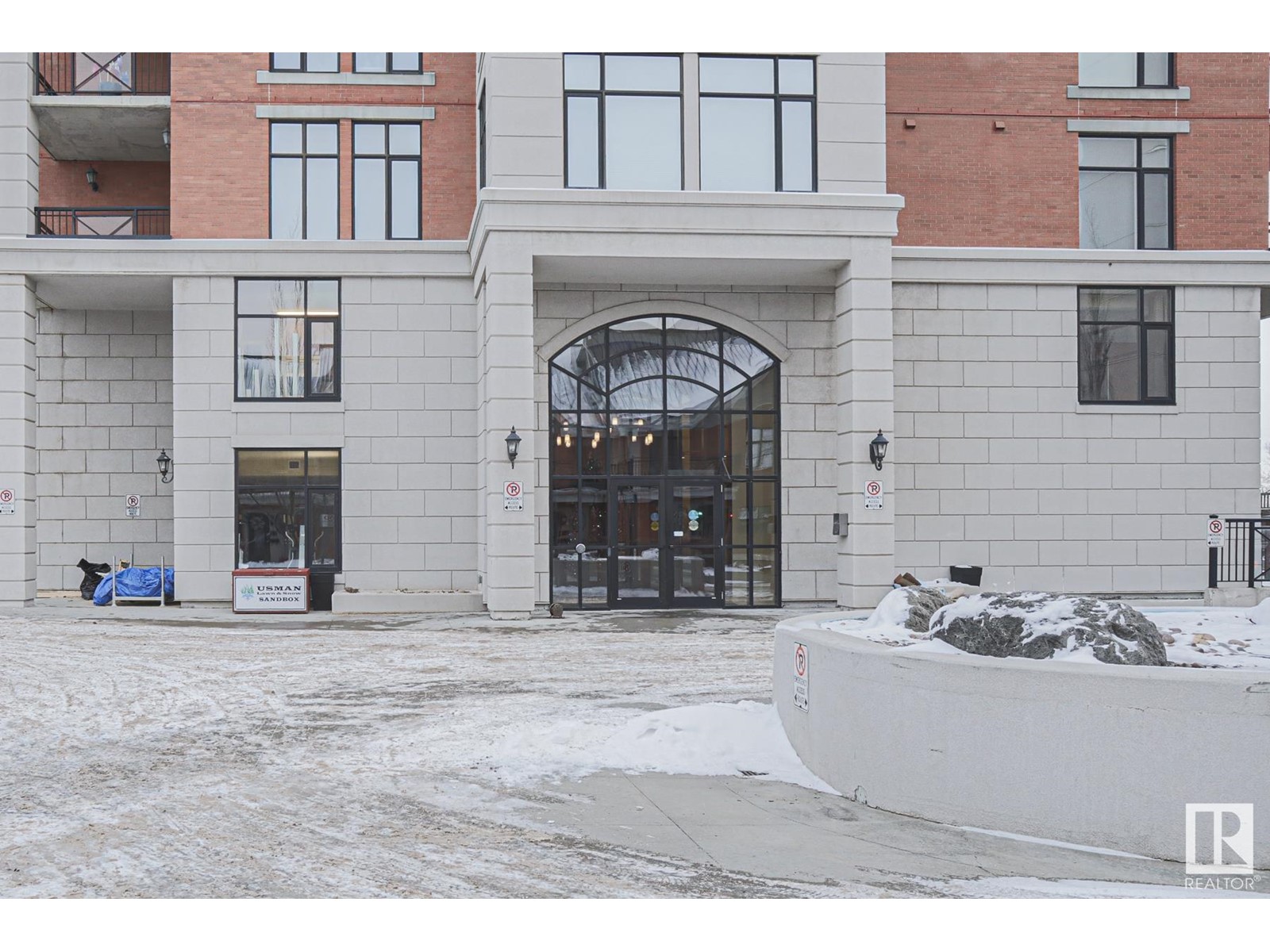 Property at #1201 9020 JASPER AV NW NW image 2