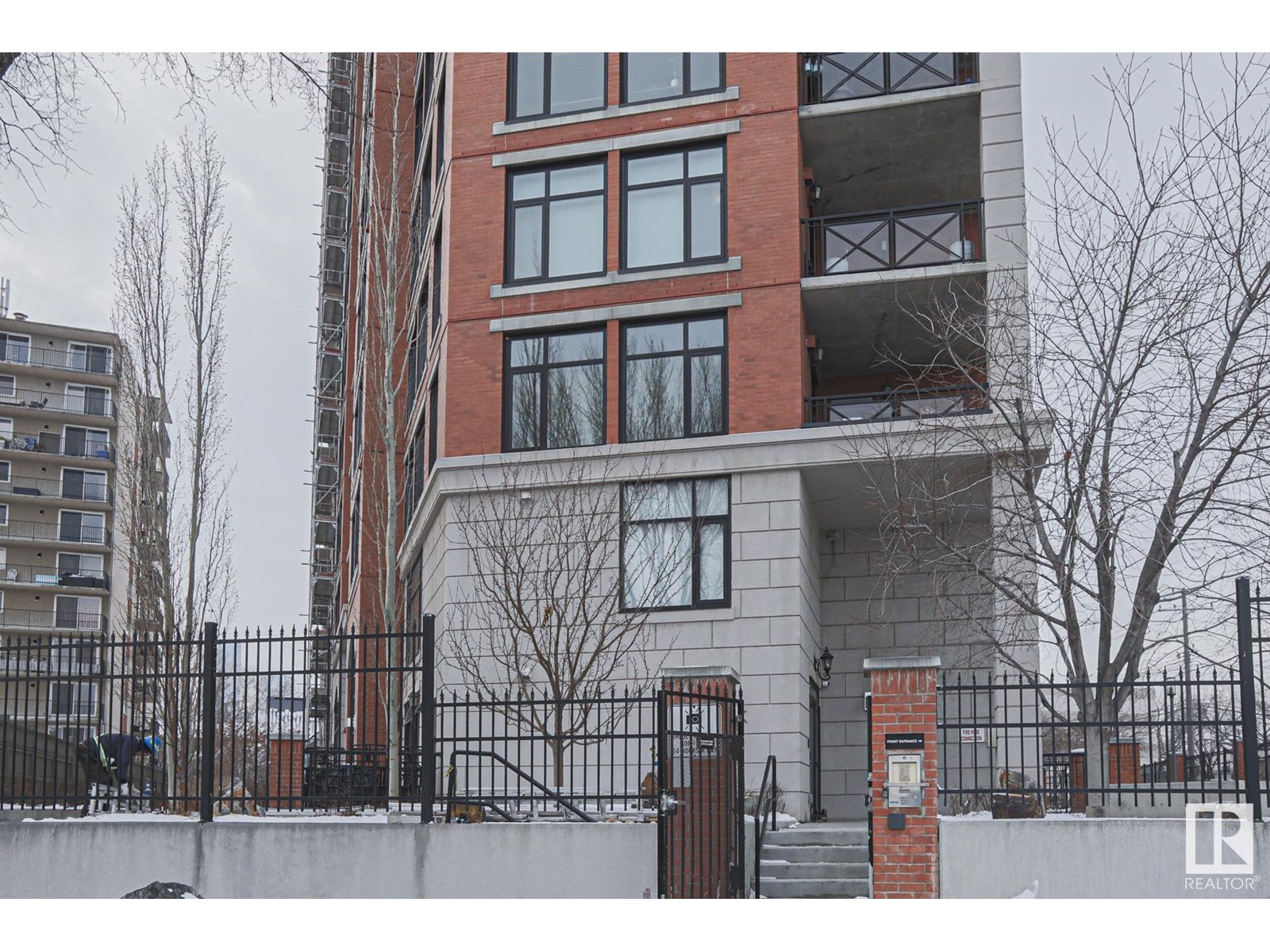 Property at #1201 9020 JASPER AV NW NW image 4