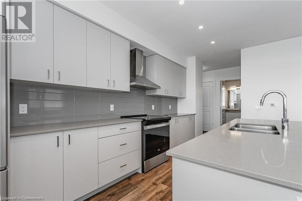 15 Glebe Street Unit# 1613, Cambridge, Ontario  N1S 0C2 - Photo 3 - 40682283