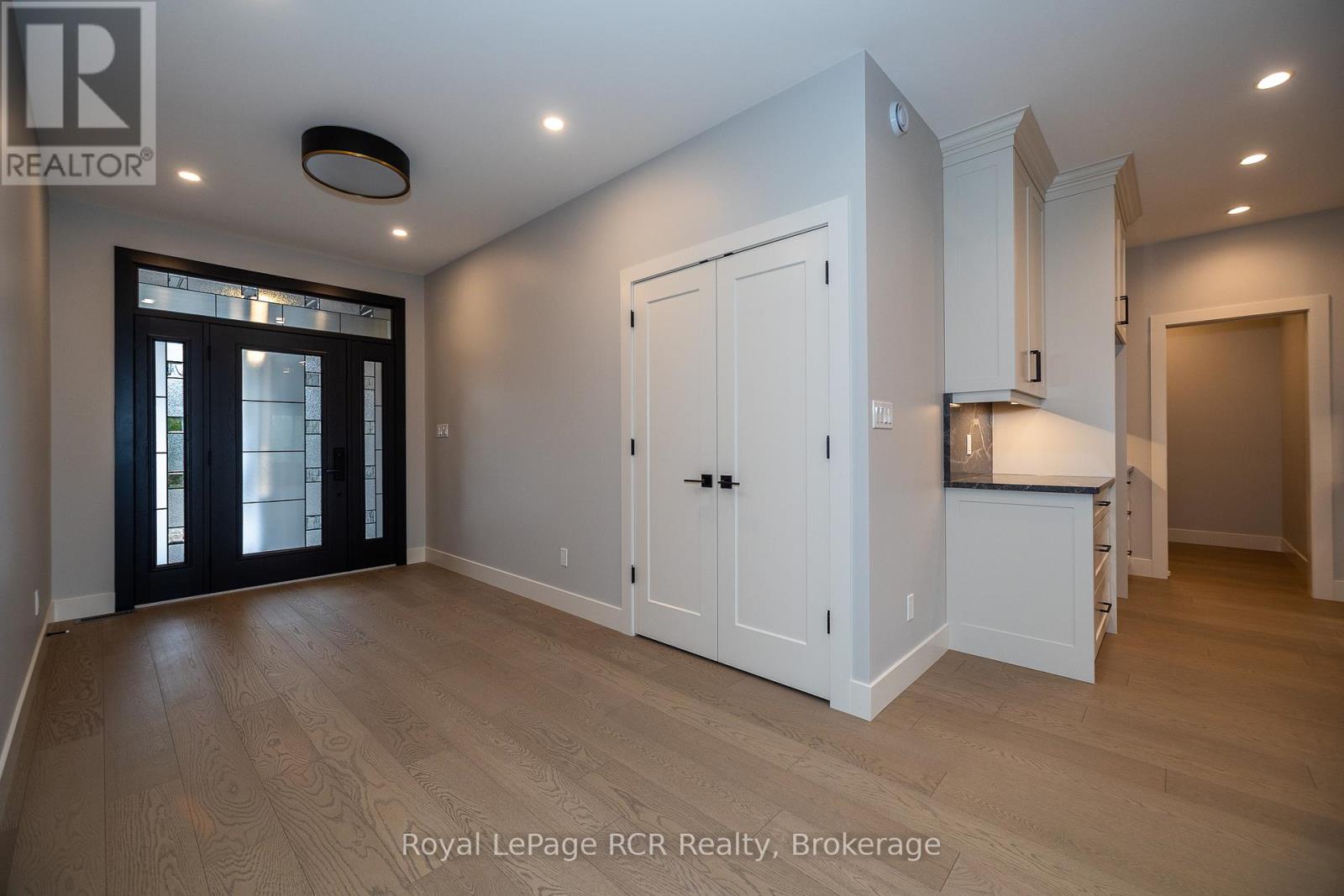 195 Boyd Lake Road, West Grey, Ontario  N0G 1S0 - Photo 6 - X11895952