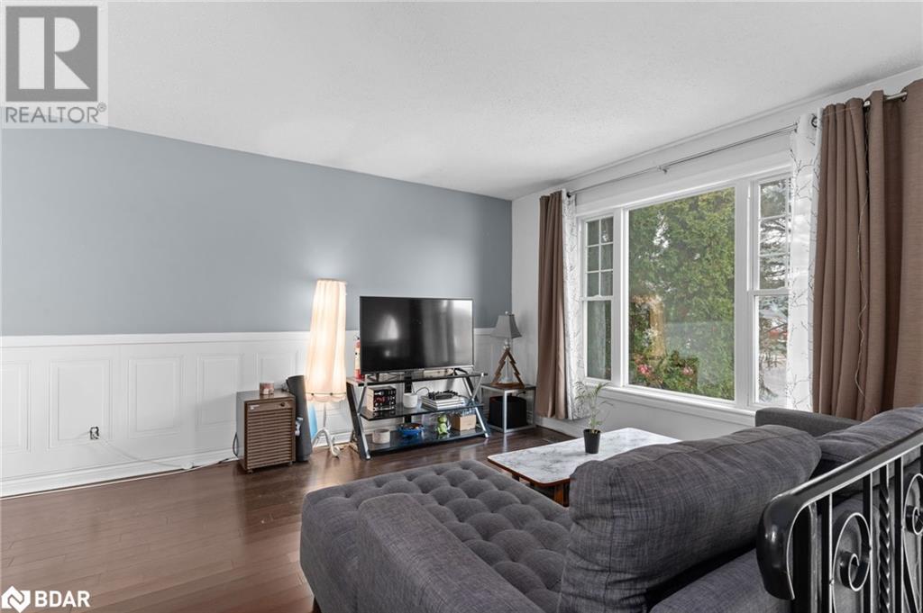 243 Mclellan Court, Kingston, Ontario  K7M 7Z1 - Photo 6 - 40685377