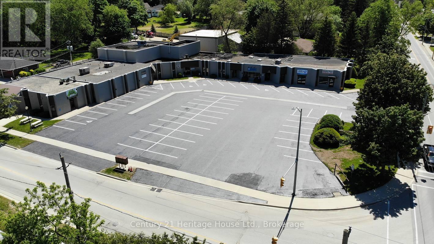 1 - 392 Main St Street, Wellington North, Ontario  N0G 2L0 - Photo 2 - X11896021