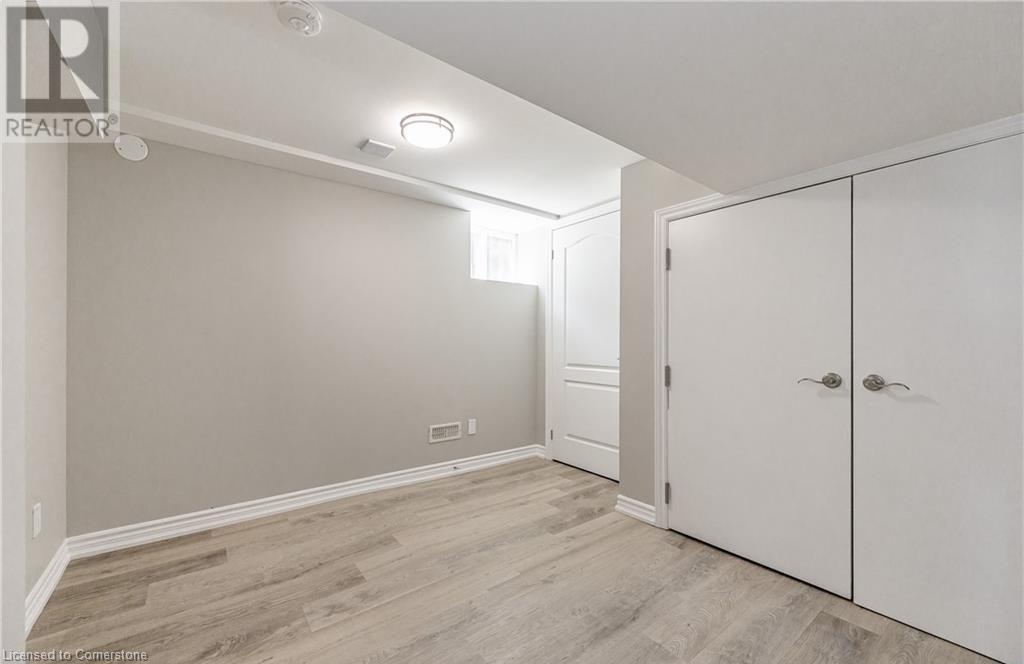 40 Clarendon Avenue Unit# Lower, Hamilton, Ontario  L9A 3A1 - Photo 5 - 40662496