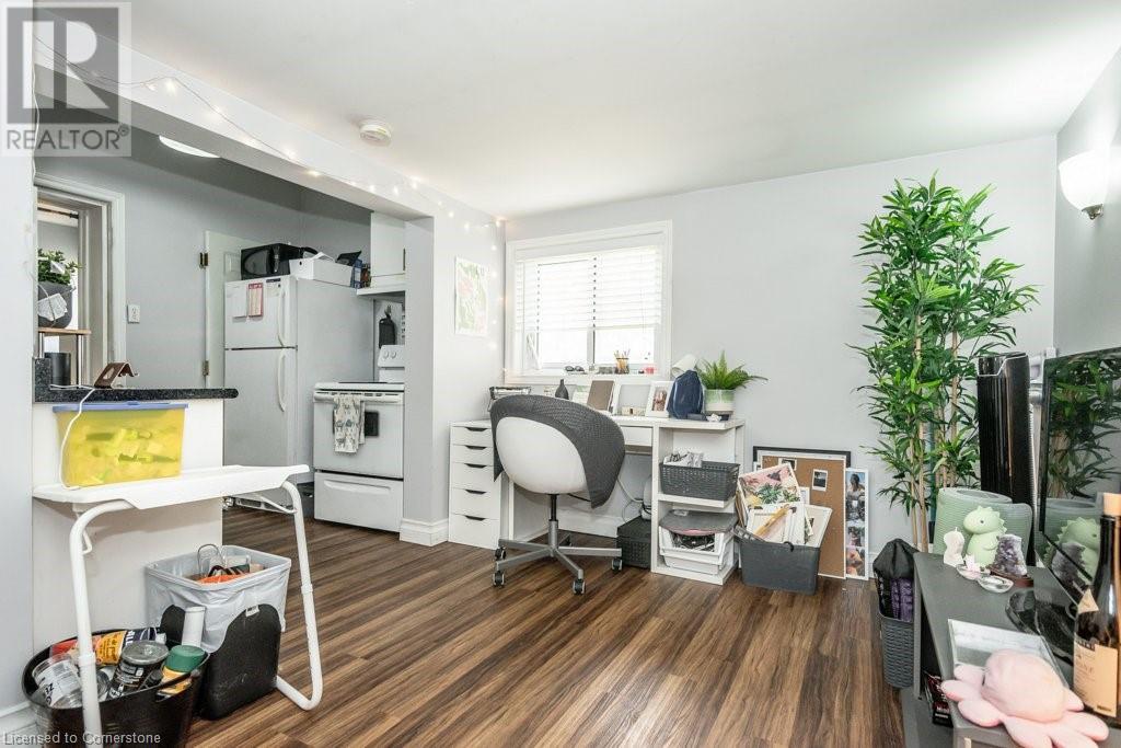 165 Nelson Street, Brantford, Ontario  N3S 4B7 - Photo 11 - 40672855