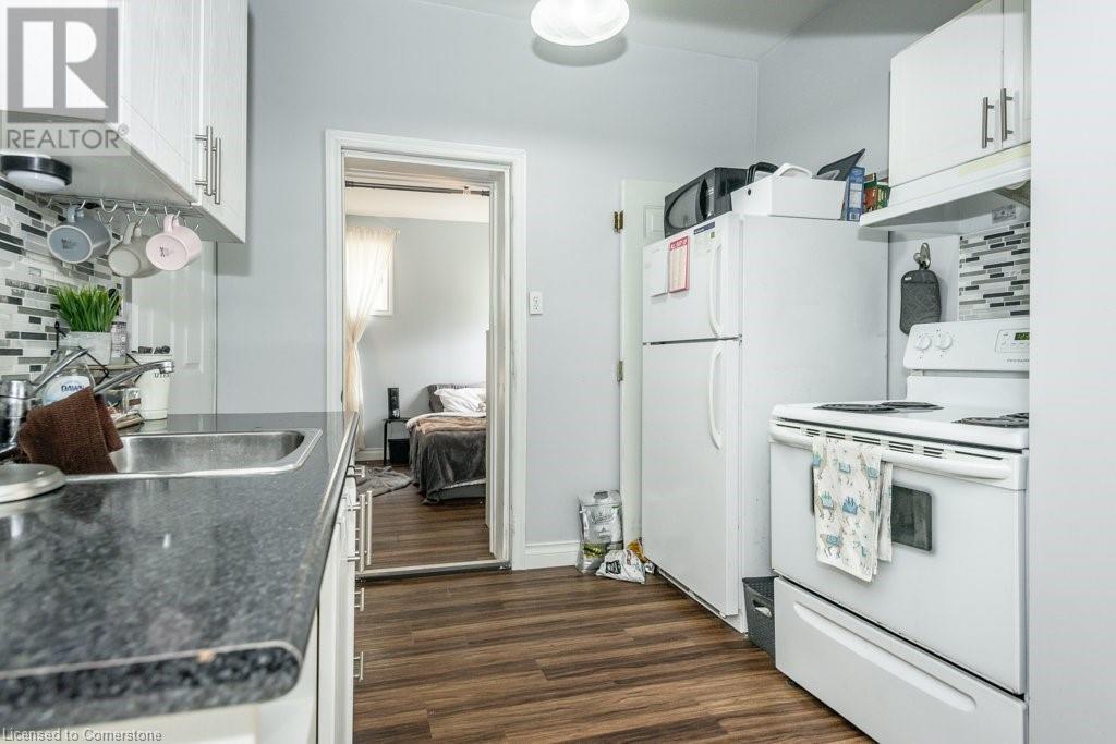 165 Nelson Street, Brantford, Ontario  N3S 4B7 - Photo 13 - 40672855