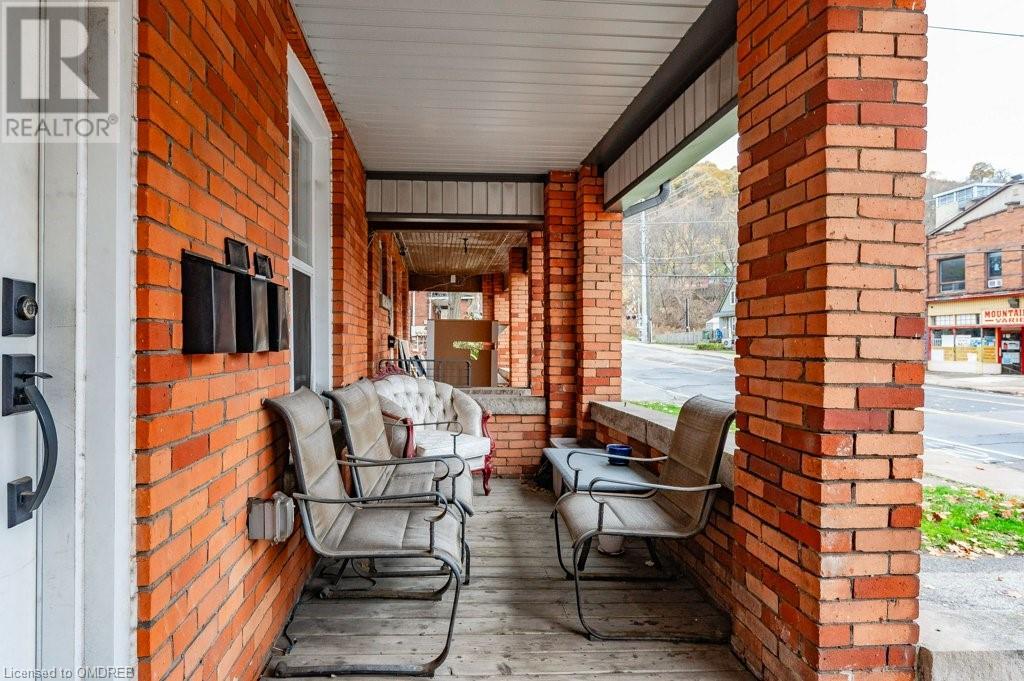 191 Wentworth Street S, Hamilton, Ontario  L8N 2Z5 - Photo 2 - 40678867