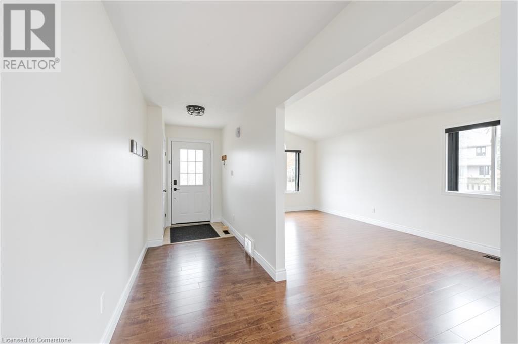 14 Windemere Avenue, Tillsonburg, Ontario  N4G 5M8 - Photo 4 - 40684799