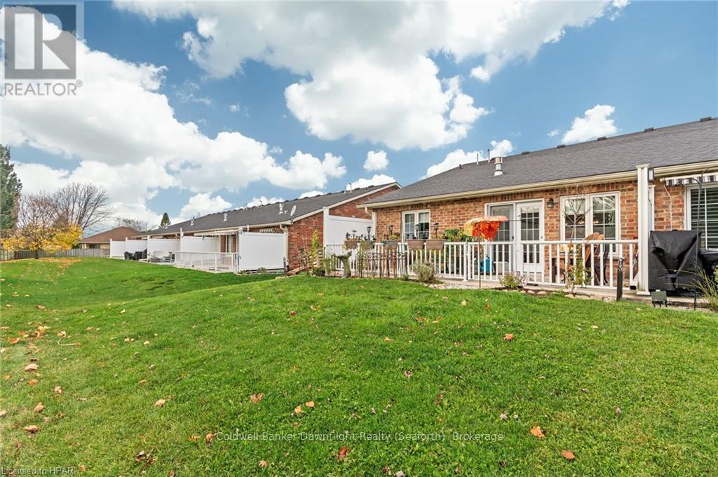 45 Devon Drive, South Huron, Ontario  N0M 1S3 - Photo 37 - X11880276