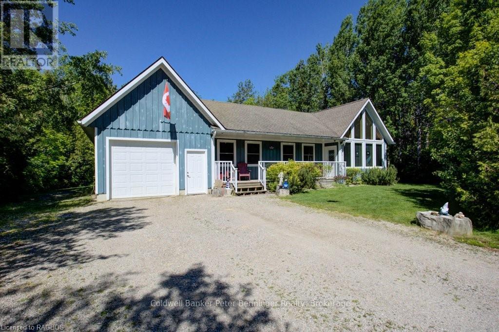 32 Pine Forest Drive, South Bruce Peninsula, Ontario  N0H 1P0 - Photo 2 - X10846208