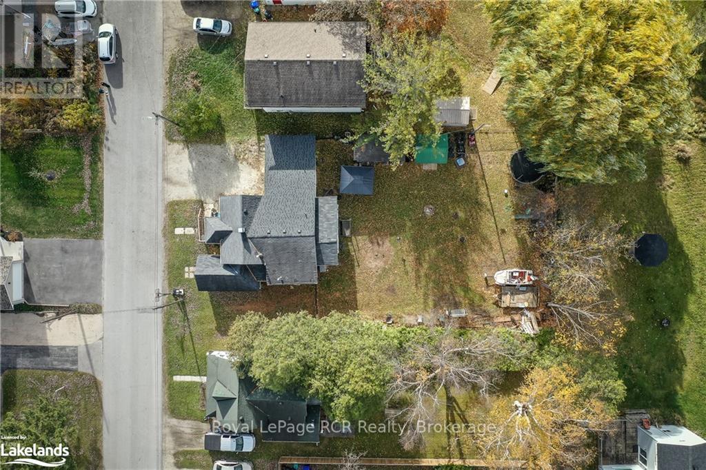 200 Sutherland Street N, Clearview, Ontario  L0M 1S0 - Photo 2 - S10438641