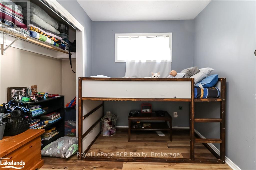 200 Sutherland Street N, Clearview, Ontario  L0M 1S0 - Photo 23 - S10438641