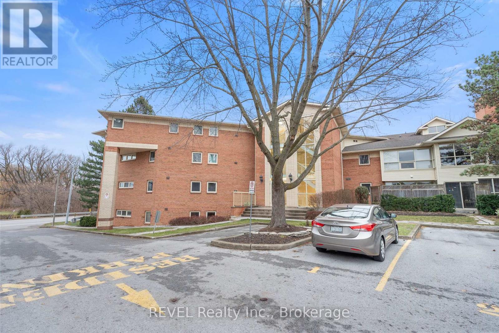 303 - 244 Lakeshore Road, St. Catharines, Ontario  L2M 1R6 - Photo 28 - X11896163