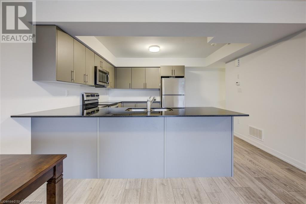 219 West Oak Trail Unit# 81Kitchener, Ontario  N2R 0R1 - Photo 11 - 40685775