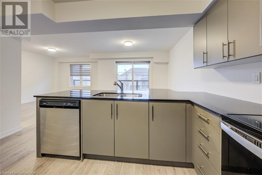 219 West Oak Trail Unit# 81Kitchener, Ontario  N2R 0R1 - Photo 14 - 40685775
