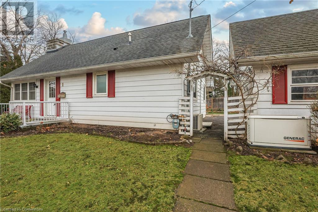 1 Grand Avenue, Grimsby, Ontario  L3M 2R6 - Photo 10 - 40685809