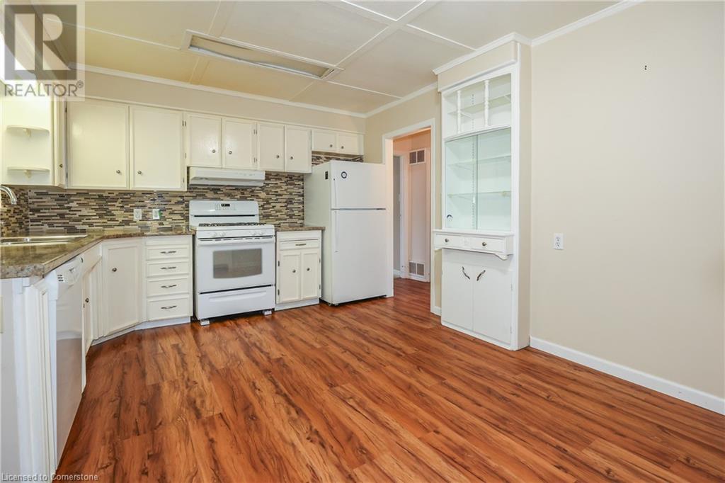 1 Grand Avenue, Grimsby, Ontario  L3M 2R6 - Photo 14 - 40685809