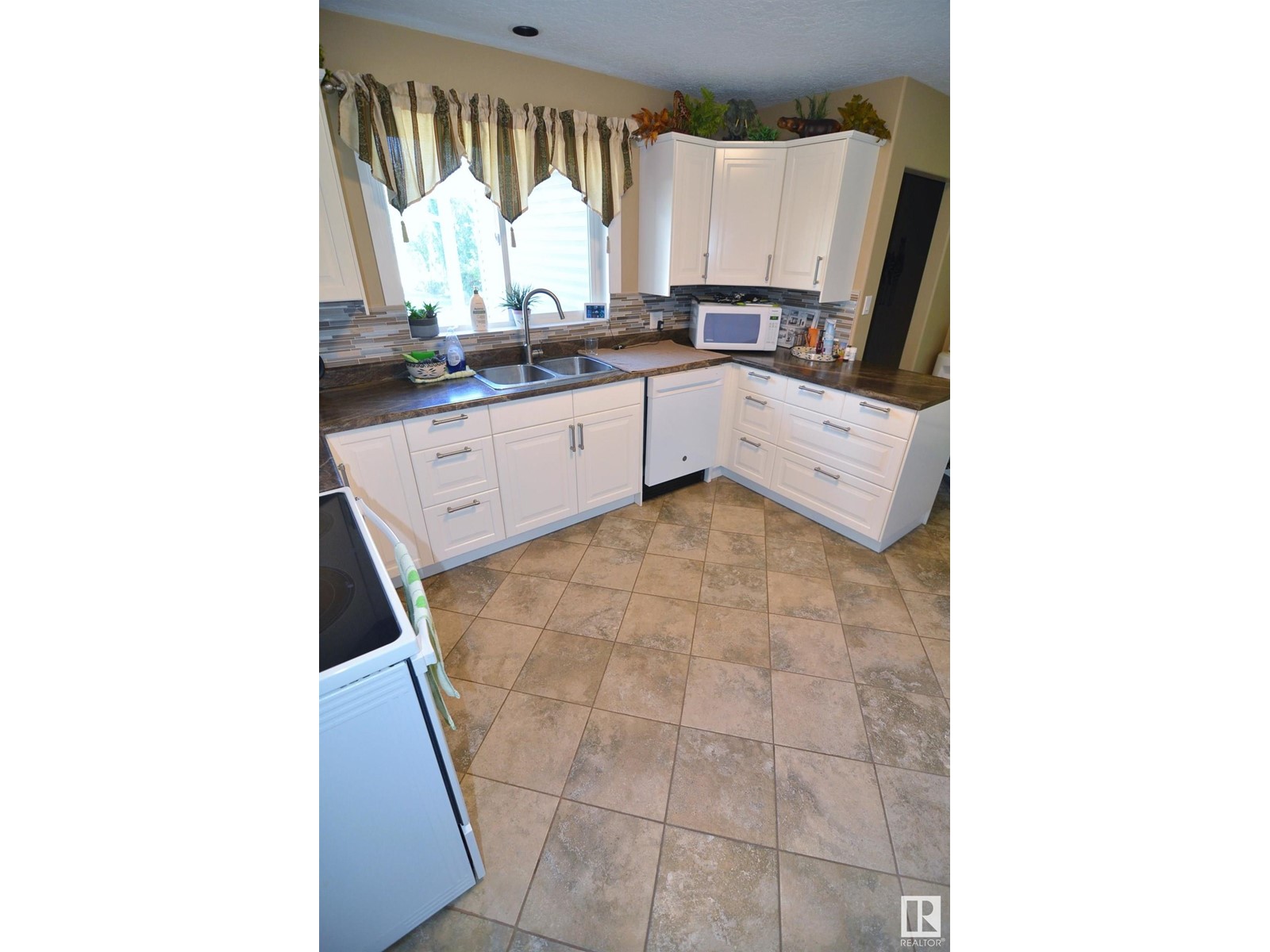 59225 Rge Rd 31, Rural Barrhead County, Alberta  T7N 1N3 - Photo 22 - E4356251