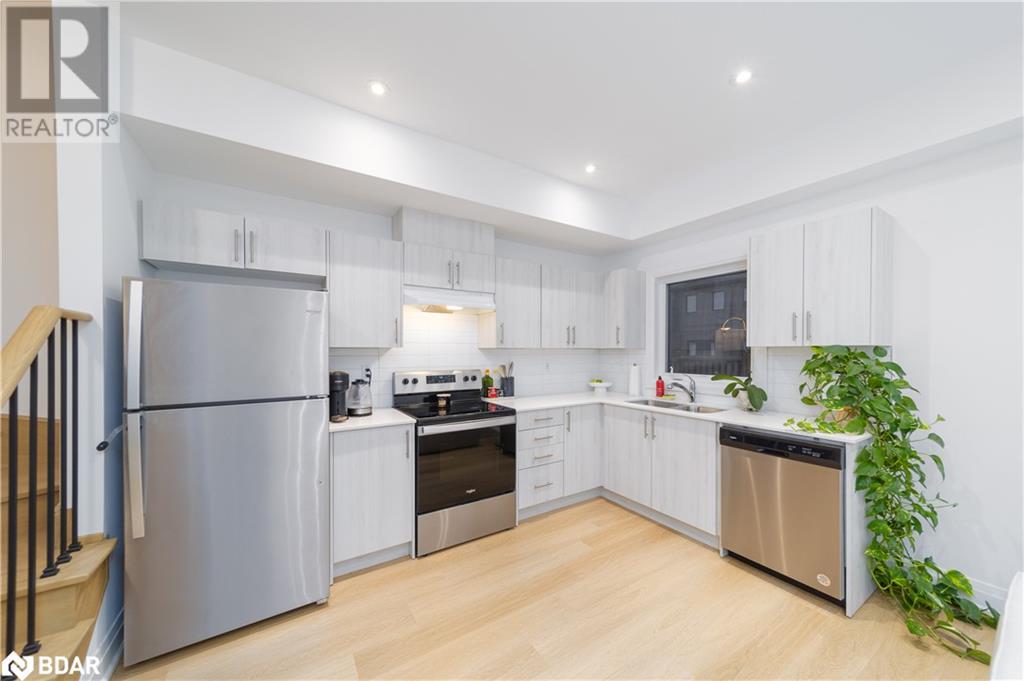 137 Turnberry Lane, Barrie, Ontario  L9J 0M8 - Photo 3 - 40685797