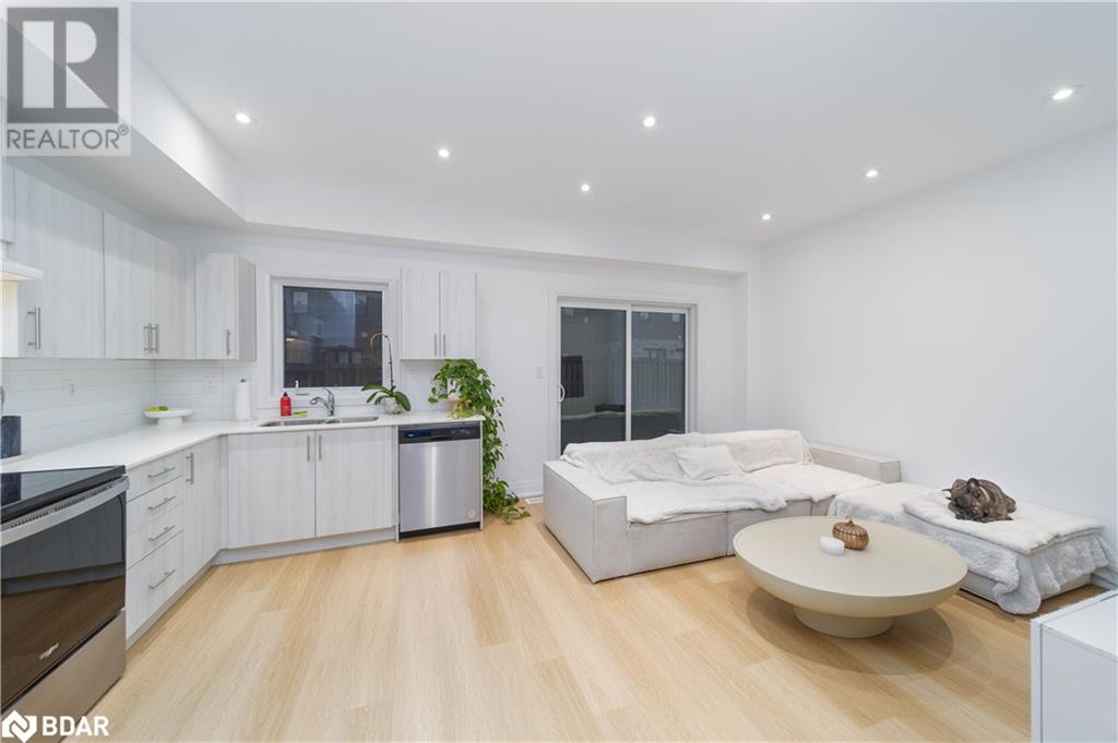 137 Turnberry Lane, Barrie, Ontario  L9J 0M8 - Photo 4 - 40685797