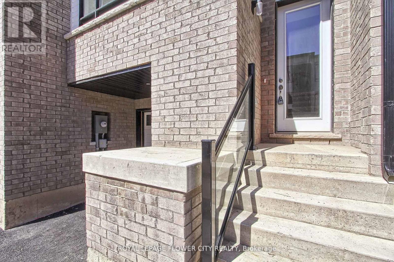 69 Sidney Rose Common, St. Catharines, Ontario  L2T 0B3 - Photo 4 - X11896199