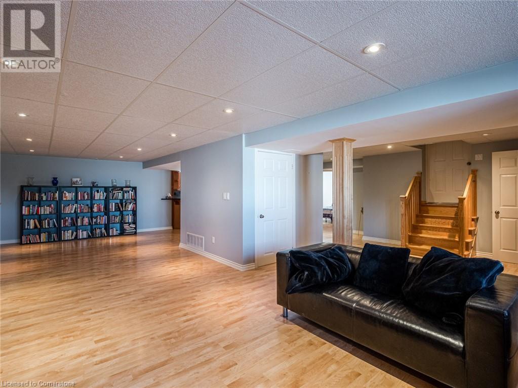1450 Limeridge Road E Unit# Basement, Hamilton, Ontario  L8W 3J9 - Photo 7 - 40685656