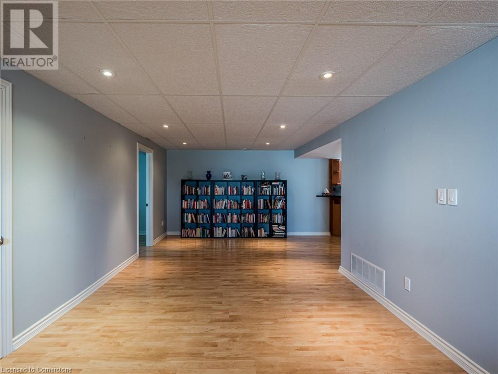 1450 Limeridge Road E Unit# Basement, Hamilton, Ontario  L8W 3J9 - Photo 8 - 40685656