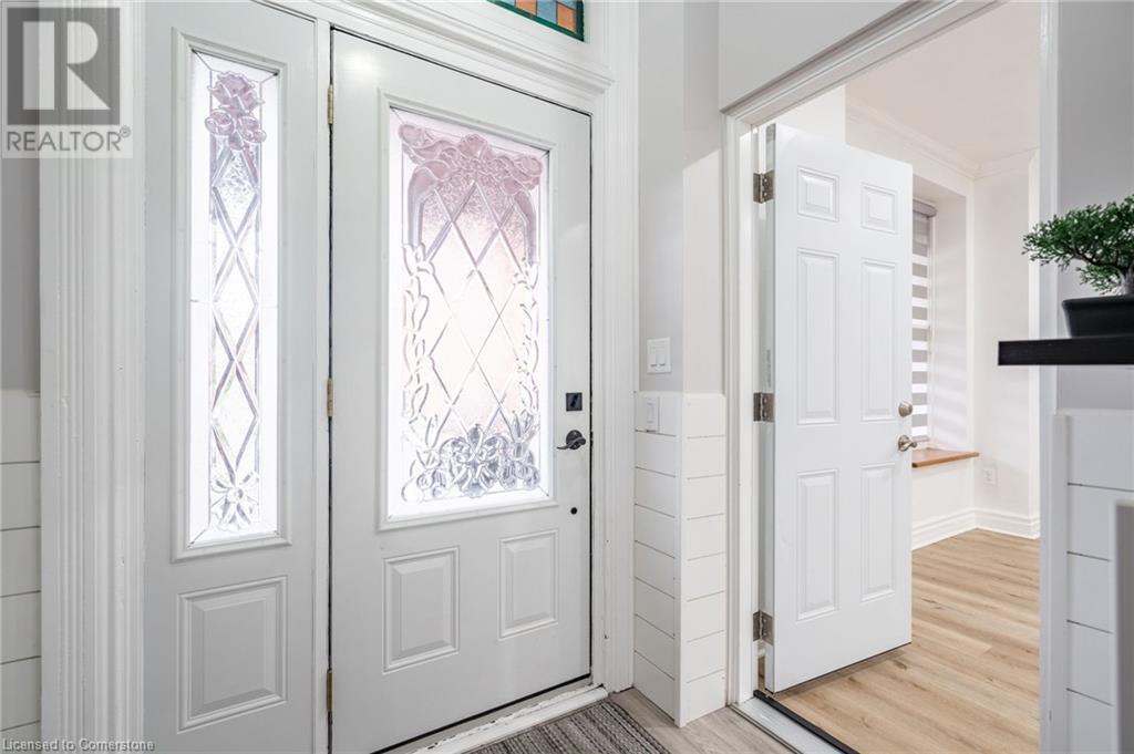 106 Wentworth Street S Unit# MainHamilton, Ontario  L8N 2Y9 - Photo 3 - 40685604