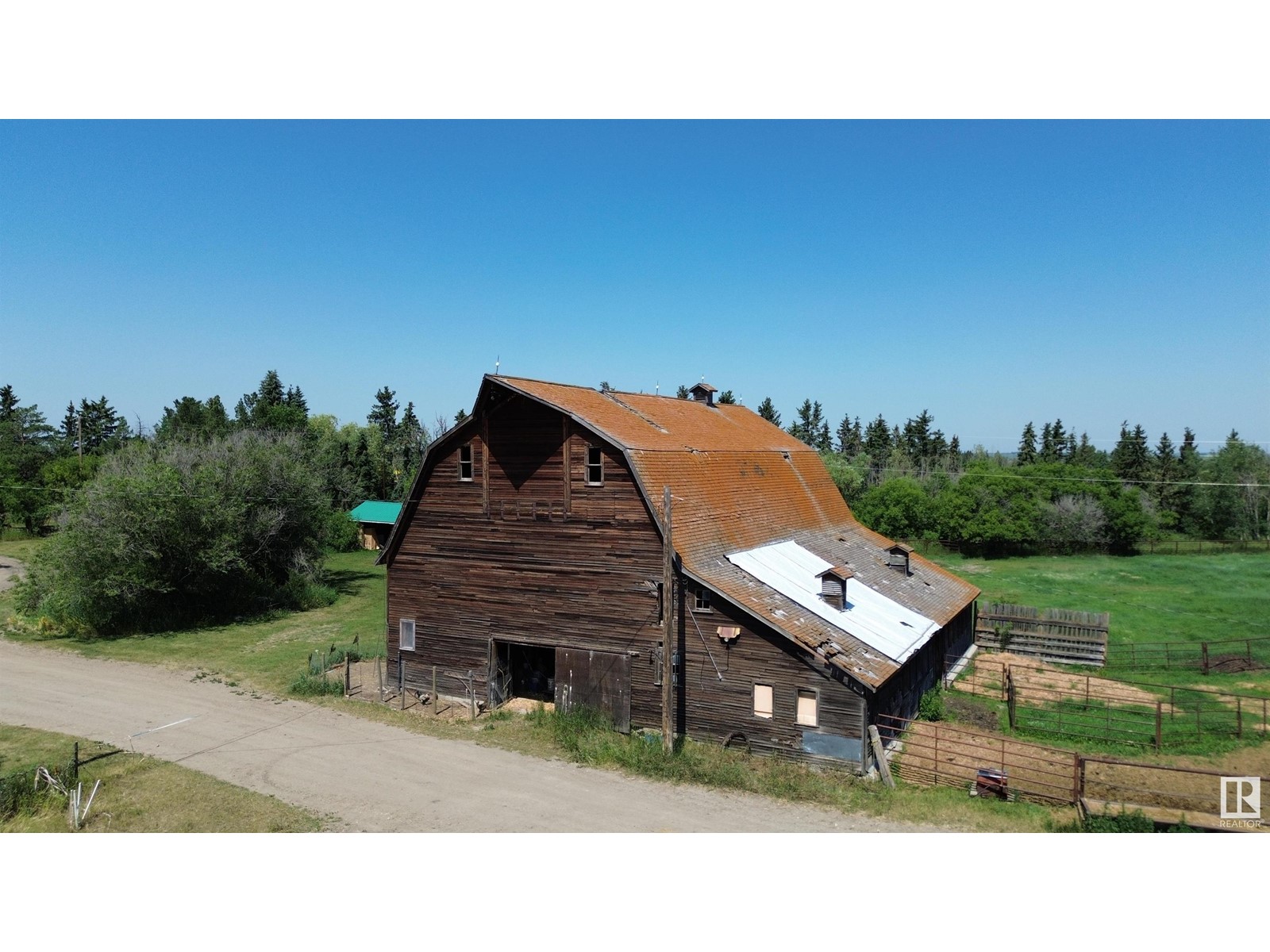 55107 Rge Rd 271, Rural Sturgeon County, Alberta  T8R 1W4 - Photo 6 - E4401476