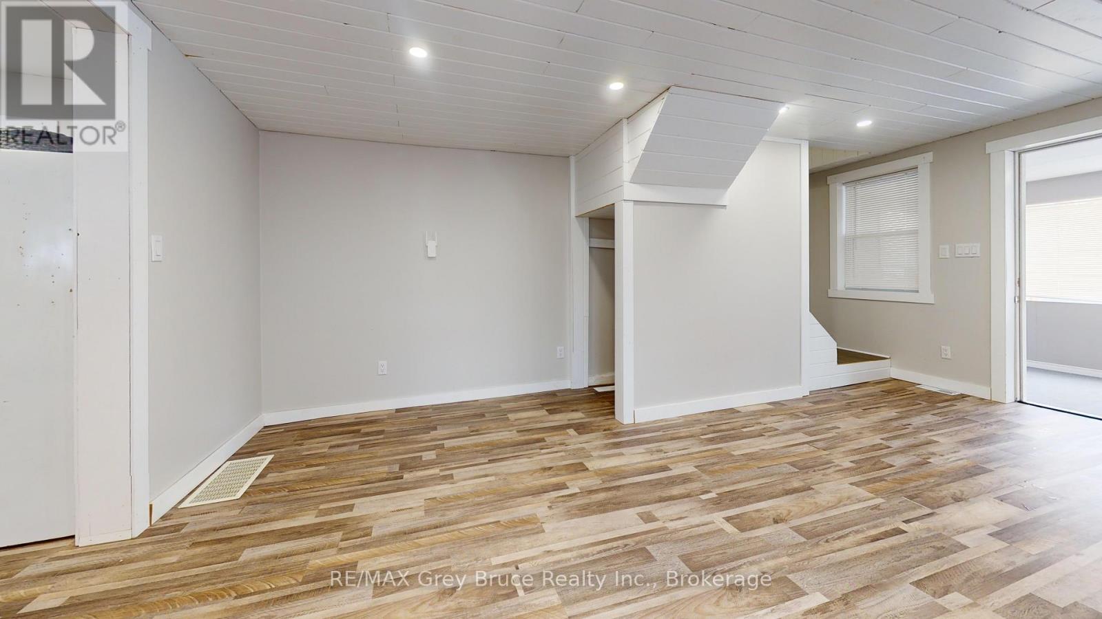 7749 Highway 21, South Bruce Peninsula, Ontario  N0H 1A0 - Photo 9 - X11896221