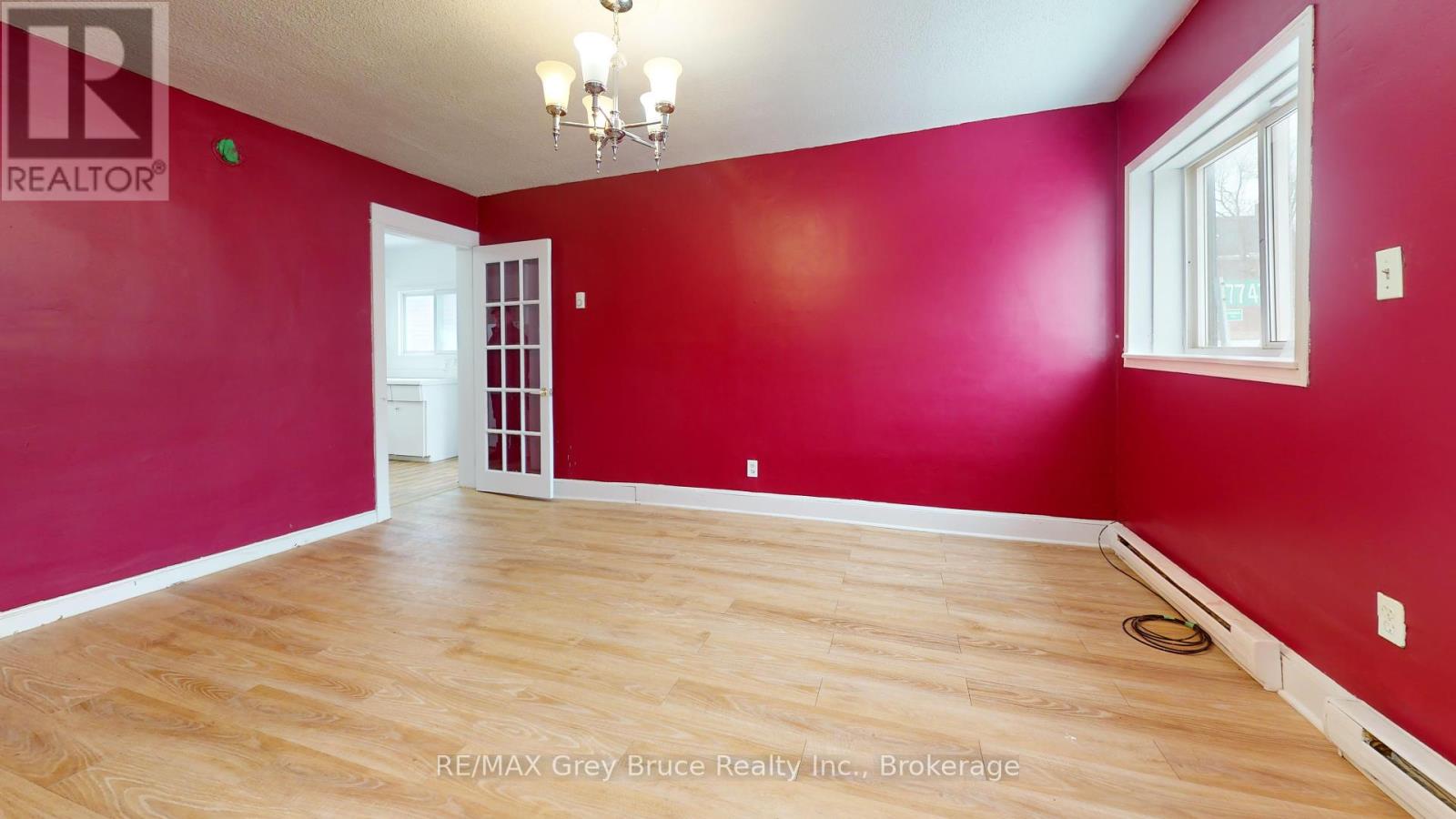 7747 Highway 21, South Bruce Peninsula, Ontario  N0H 1A0 - Photo 8 - X11896224