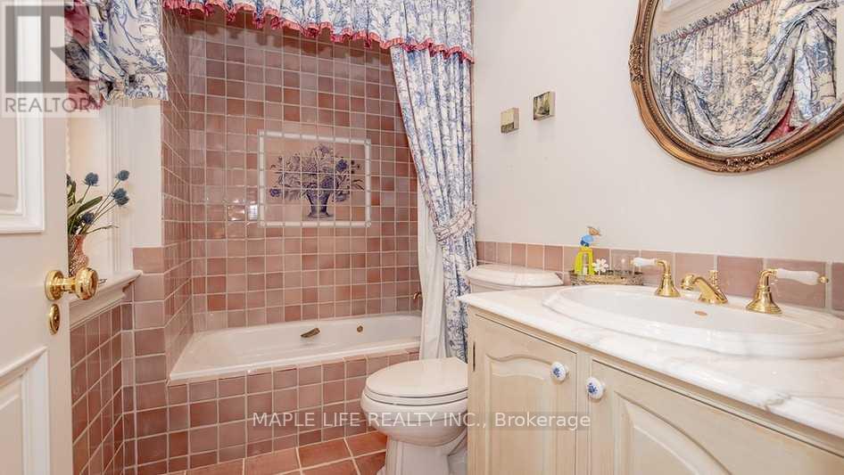 11 Dewbourne Avenue, Toronto (Forest Hill South), Ontario  M5P 1Z3 - Photo 21 - C11896266