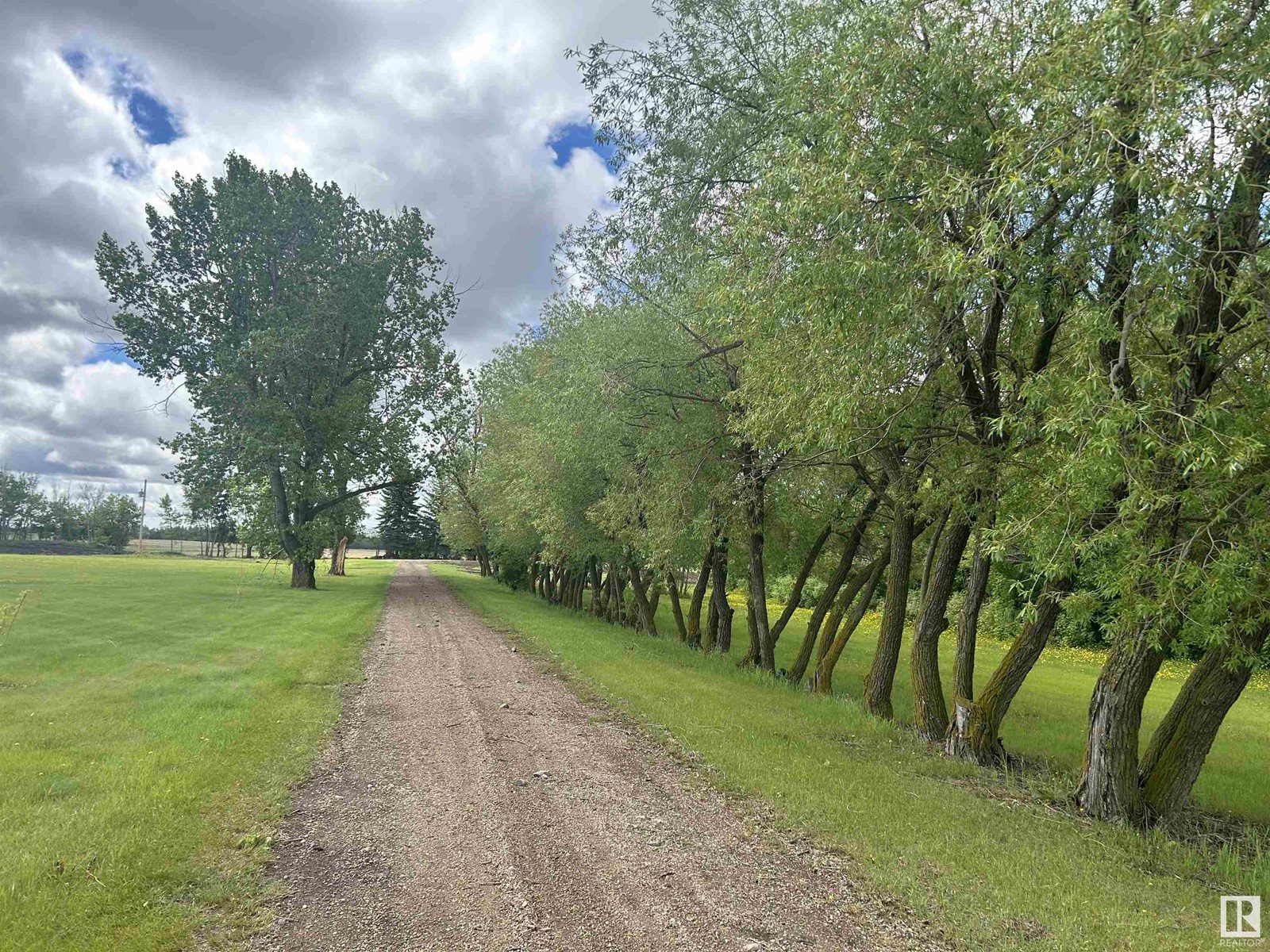 Rr 252 Twp 552, Rural Sturgeon County, Alberta  T8R 2L1 - Photo 4 - E4391089