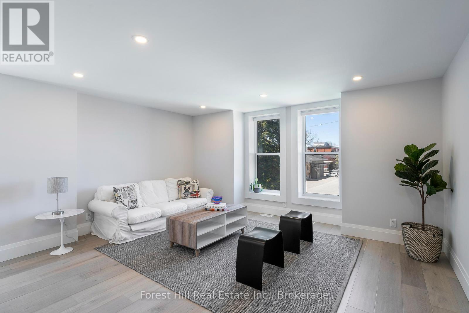 2 - 114 Ontario Street, Collingwood, Ontario  L9Y 1M3 - Photo 3 - S11890809