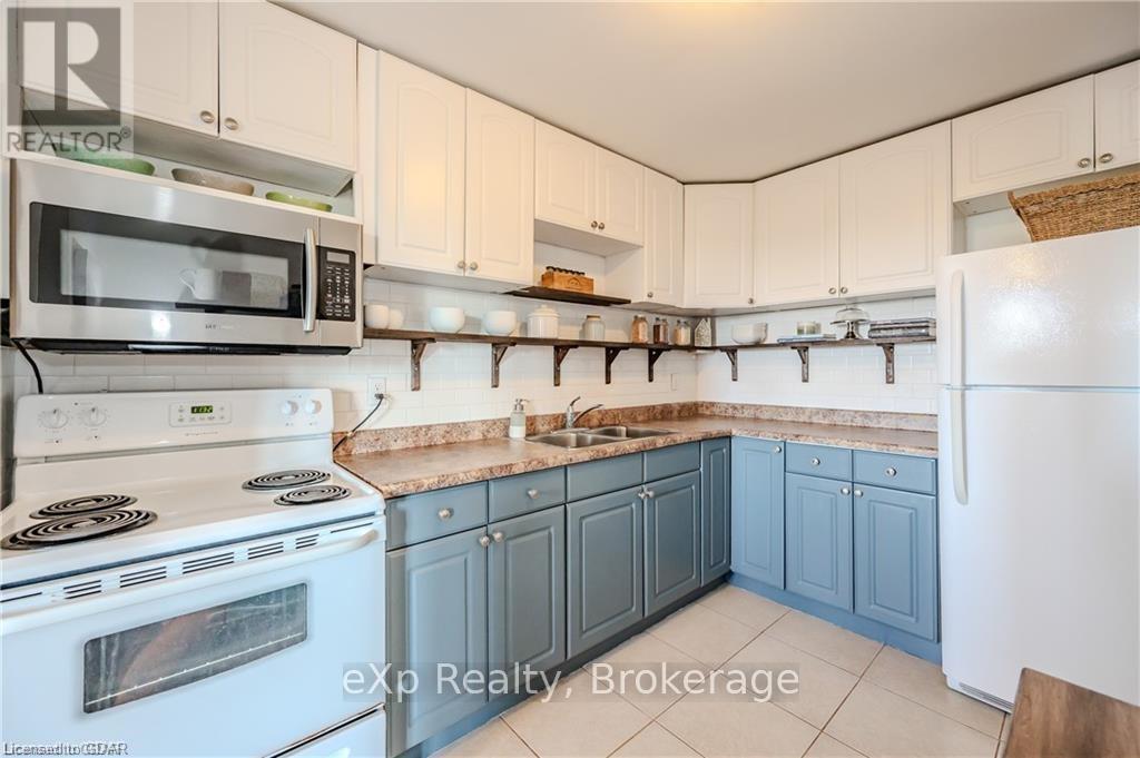 608 - 279 Chandler Drive, Kitchener, Ontario  N2E 1X6 - Photo 4 - X11822701