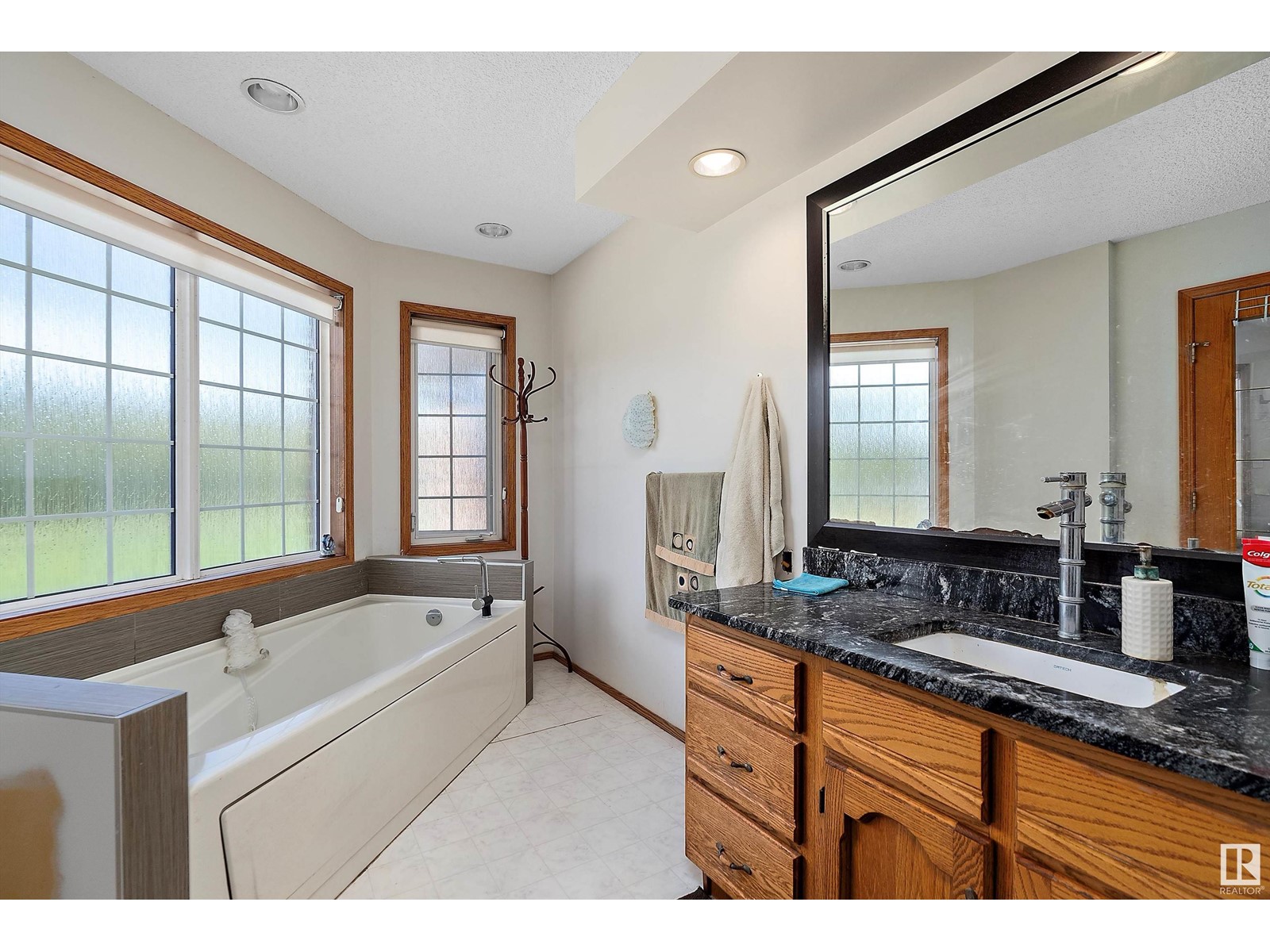 Property at 52457 RGE ROAD 224 image 1