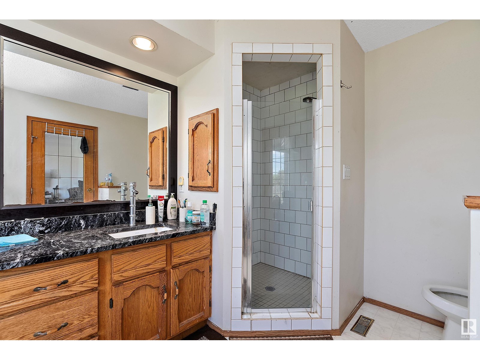 Property at 52457 RGE ROAD 224 image 2