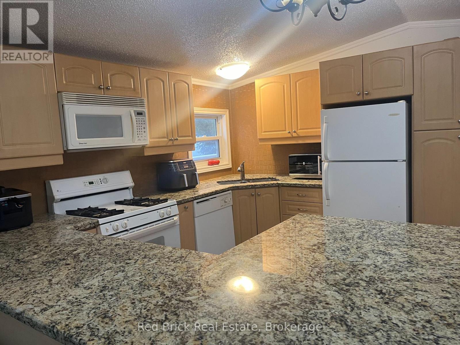 6 Lane Street, Centre Wellington, Ontario  N1M 2W5 - Photo 9 - X11883676