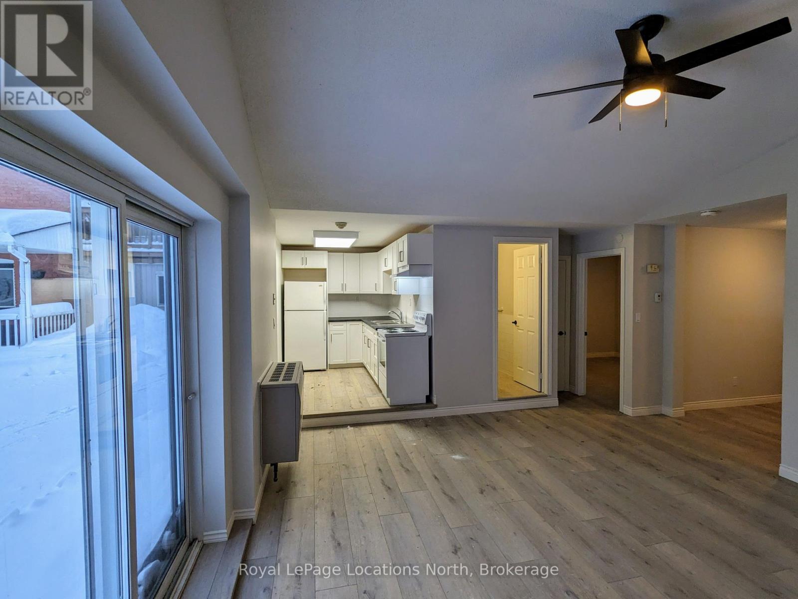 4 - 164 Clark Street, Blue Mountains, Ontario  N0H 1J0 - Photo 1 - X11891714