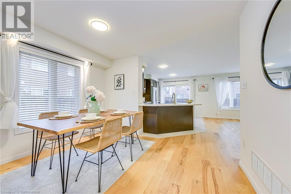 614 Cargill PathMilton, Ontario  L9T 7X2 - Photo 4 - 40685819