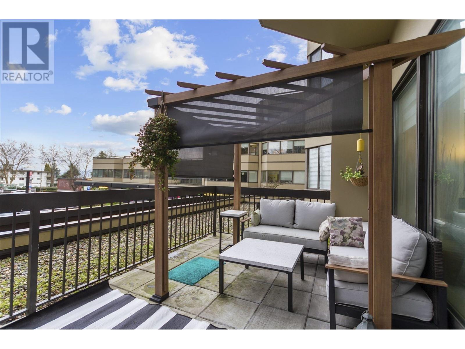 201 6540 Burlington Avenue, Burnaby, British Columbia  V5H 4G3 - Photo 7 - R2950951