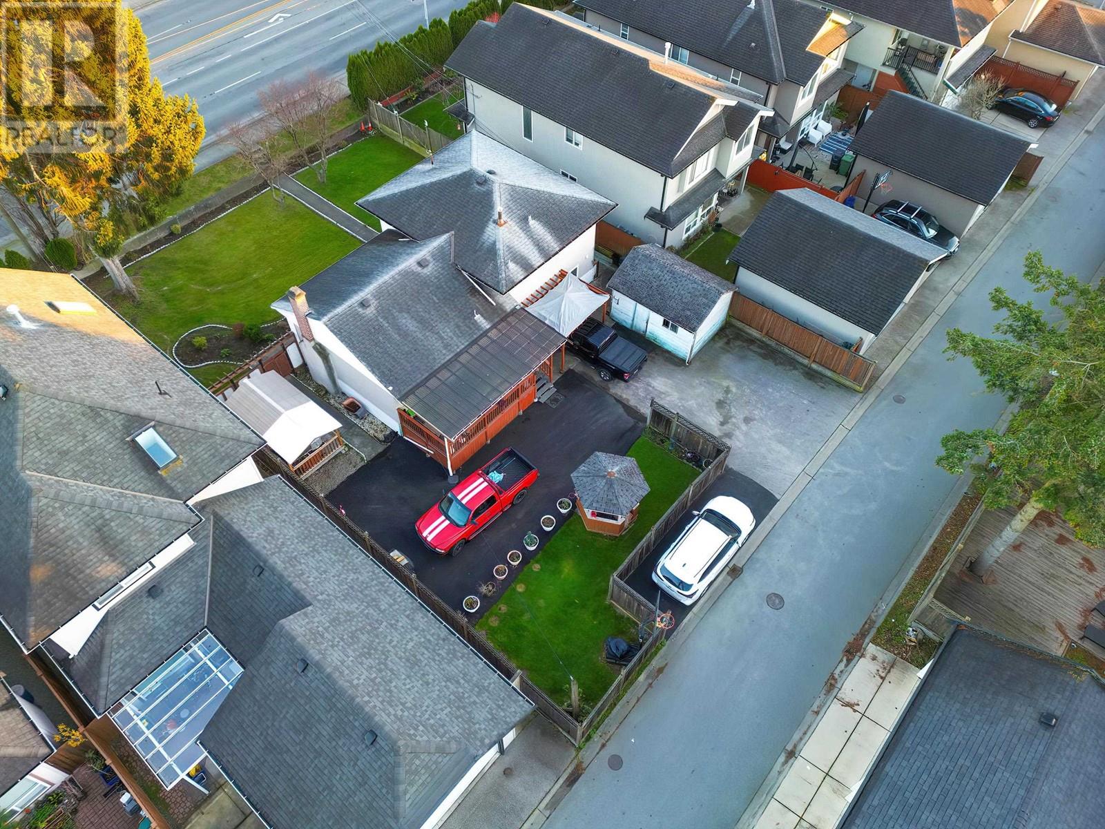 Listing Picture 9 of 12 : 9211 NO. 1 ROAD, Richmond / 烈治文 - 魯藝地產 Yvonne Lu Group - MLS Medallion Club Member